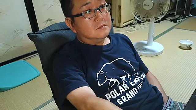 Tkousukeのウェブカメラショー
