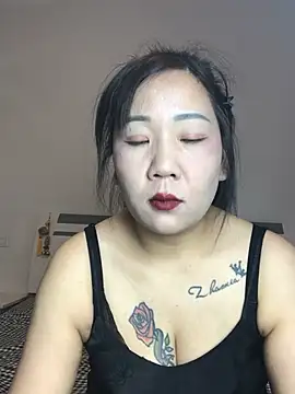 rourould-03 Live XXX-Chat