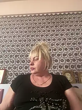 Show modela AnastasiaGrey777 na web-kameri