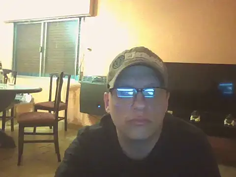 Show modela Peter_Alonso7 na web-kameri