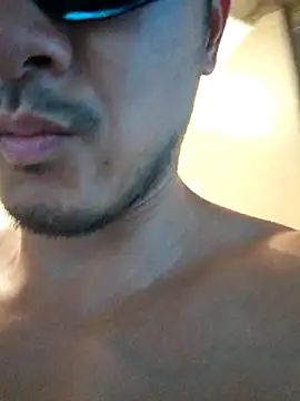 muscleboy63n Webbikameraesitys