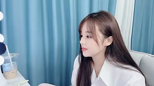 Qingqing19 XXX чат на живо