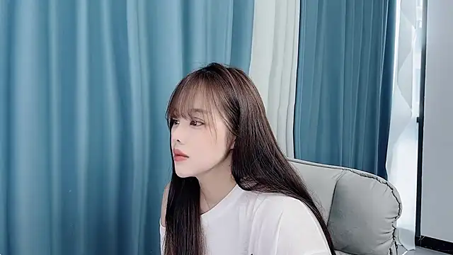 Qingqing19 XXX чат на живо