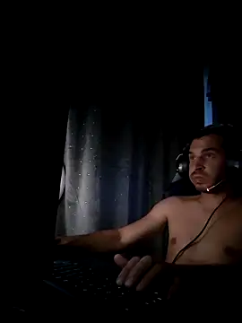 Show modela KaspaRo22 na web-kameri
