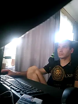 KaspaRo22 Adlı Modelin Web Kamerası Şovu