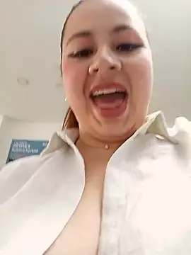 VANESSA__28 即時 XXX 聊天