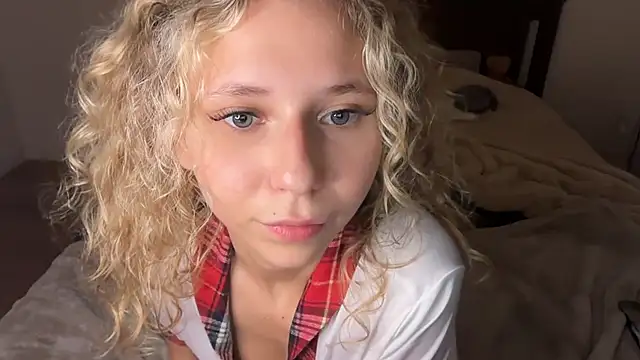 anyaa777's Webcam Show
