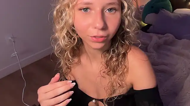 Show webcam de anyaa777
