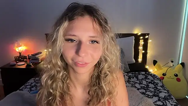 anyaa777 webcam show