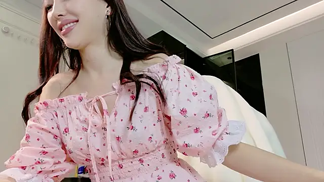 nyxxfire Adlı Modelin Canlı XXX Sohbeti