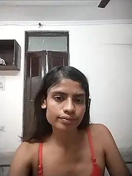 saxywoman Adlı Modelin Canlı XXX Sohbeti
