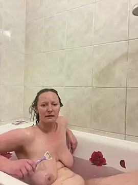 LindaLee90 Webcam-Show