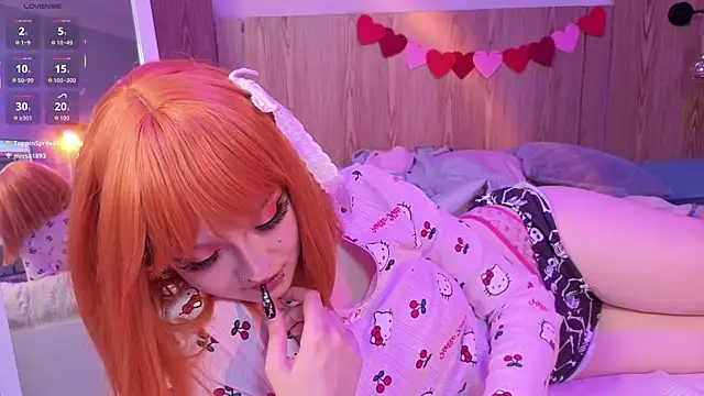 Sakura_miss_: διαδικτυακό σόου στην κάμερα