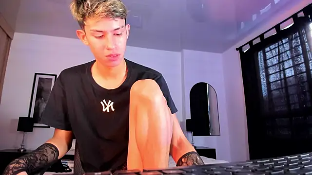 Pertunjukan Kamera Web Baby_noahtt