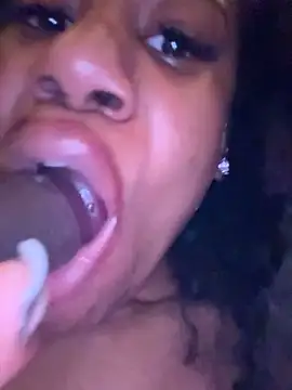 AaliyahBlackxox: вебкам-шоу