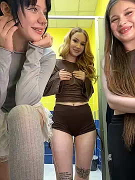 sukidaa Шоу с уебкамера