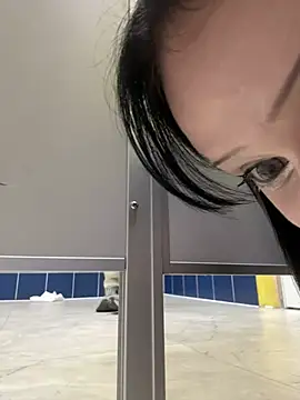 sukidaa Show in webcam