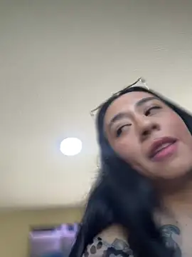 Zafiro-fire webcam show