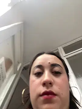IvySanchez_Pinkk – Naživo chatovacia miestnosť