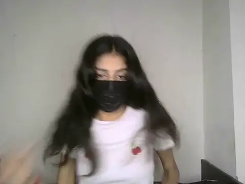 Chatroom XXX en direct de SASSY__BABY_