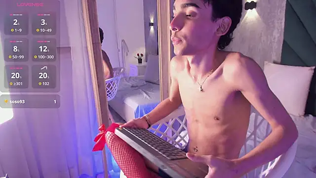 Show modela Andy_vergara1 na web-kameri