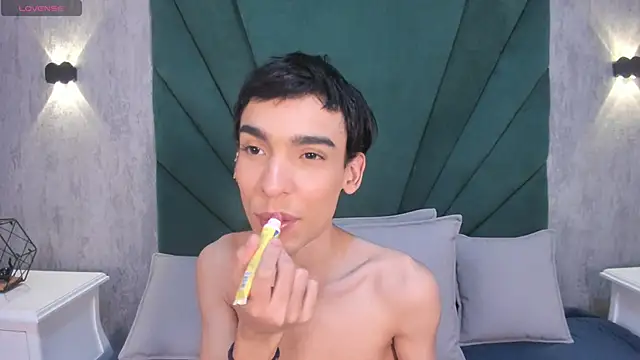 Andy_vergara1 Adlı Modelin Web Kamerası Şovu