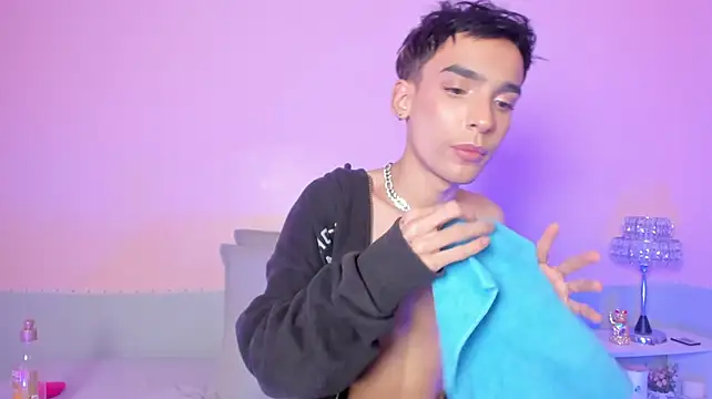 عرض كام Andy_vergara1