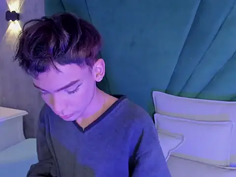 عرض كام Andy_vergara1