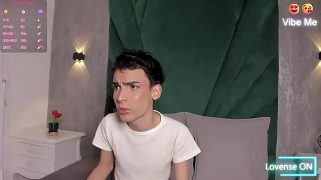 Andy_vergara1's Webcam Show