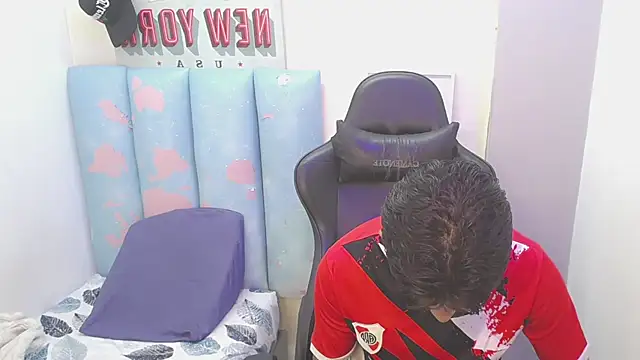 Chat XXX ao vivo de liam_play