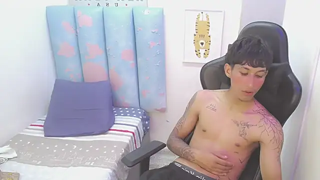 liam_play Show Webcam