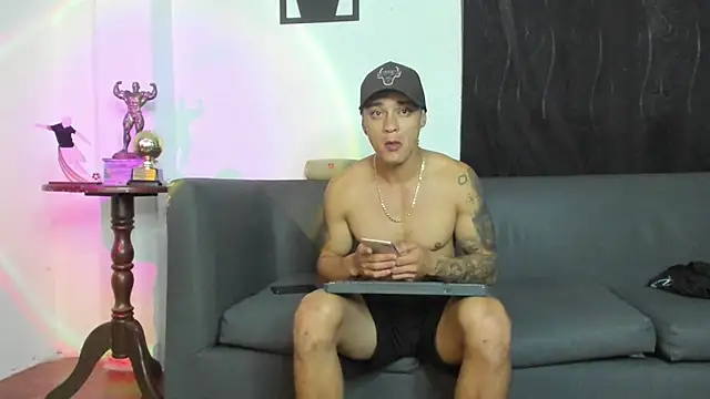 โชว์เว็บแคมของ AlexRoyce_
