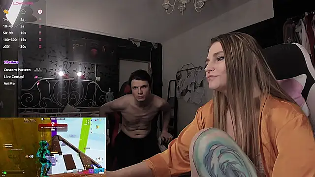 FuckinHotCouple1n Webbikameraesitys