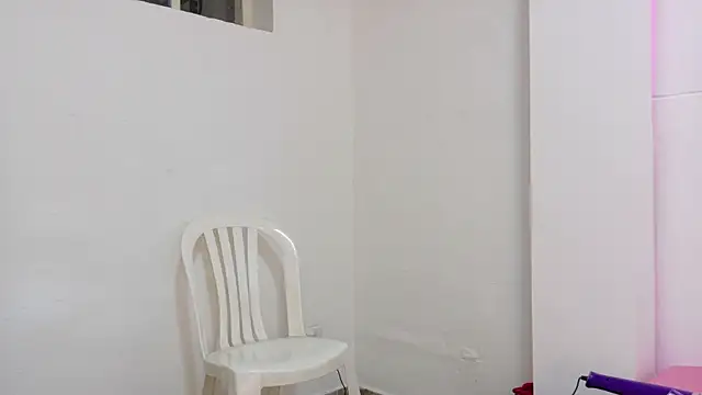 Katia_Rose23 실시간 채팅방