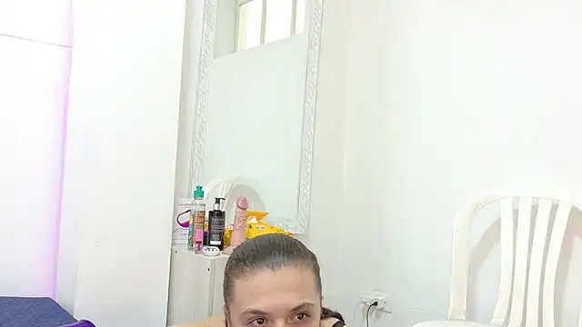 Katia_Rose23 Chat XXX in diretta