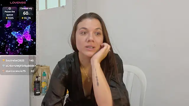 XXX chat uživo modela Katia_Rose23