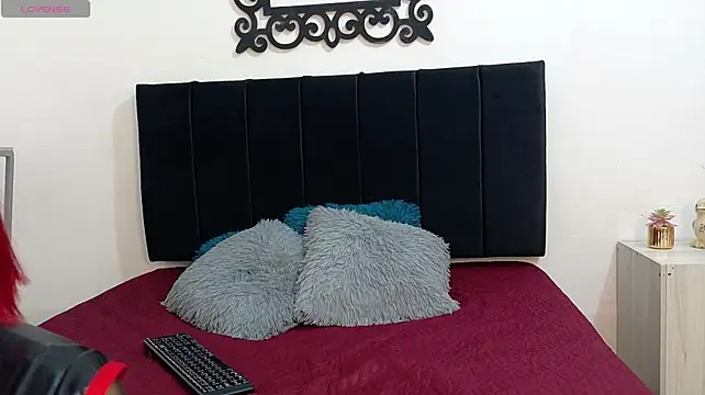 Pokazy przed kamerką – Katia_Rose23