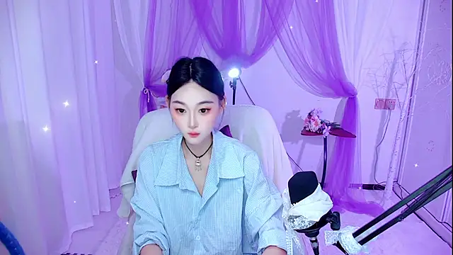Chatroom XXX en direct de Tili_Lucky