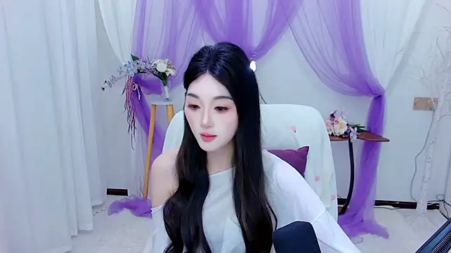 Chat +18 de Tili_Lucky ao vivo