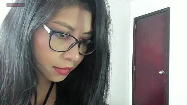 แชท XXX สดของ GoddessValentinaX