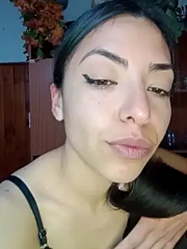 CasiTuya's Live XXX Chat
