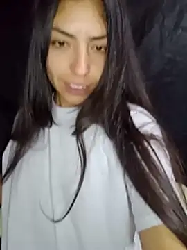 XXX chat uživo modela CasiTuya