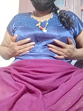 tamilkavitha123: διαδικτυακό σόου στην κάμερα