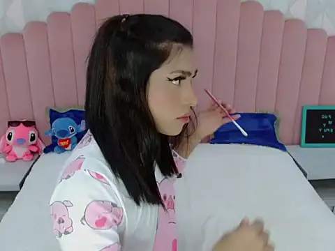 evangeline_asscock 在線直播表演