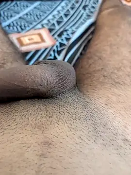 bisexual_yh Webcam-Show