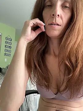 Raevyn's Webcam Show