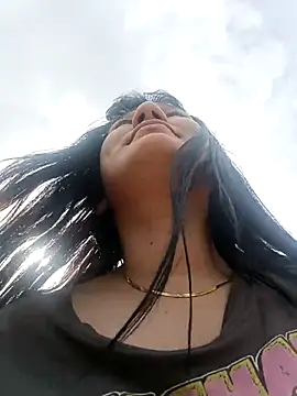 Show de Bathory777 na webcam