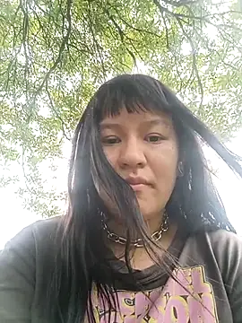 ห้องแชทสดของ Bathory777
