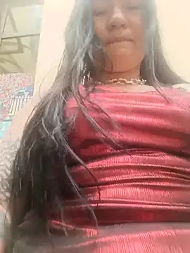 XXX chat uživo modela Bathory777