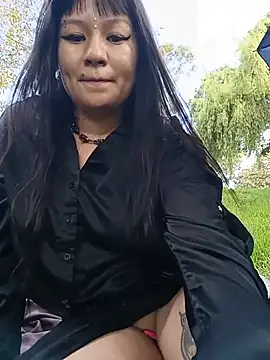 Živý XXX chat Bathory777
